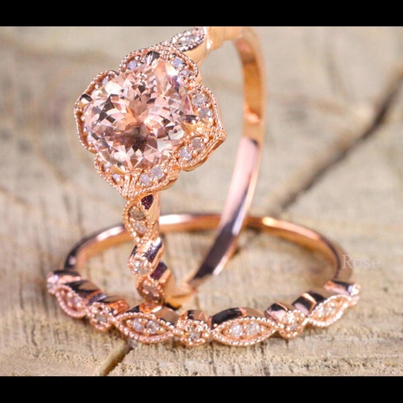 2pc rose gold ring set - Picture 3 of 3